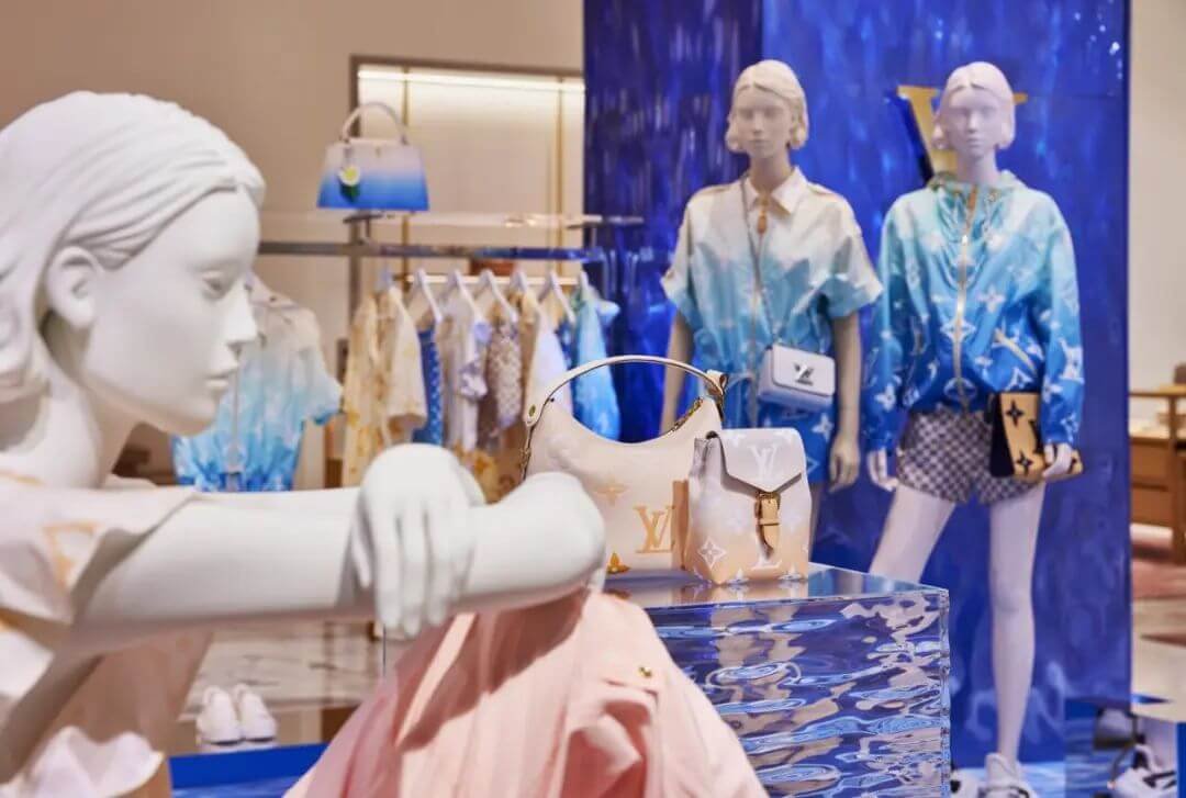 Mannequin Display Techniques to Boost Your Boutique's Performance